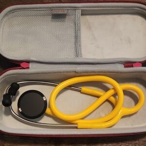 Student Stethoscope & Hard Shell Carrying Case - Nursing, veterinary, emt NEW